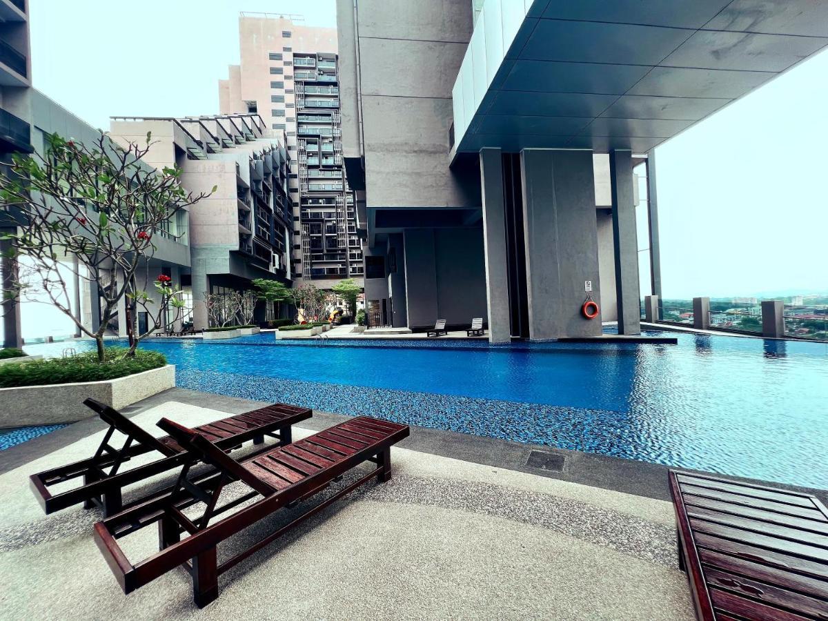 Imperio Residences Melaka Malacca Bagian luar foto